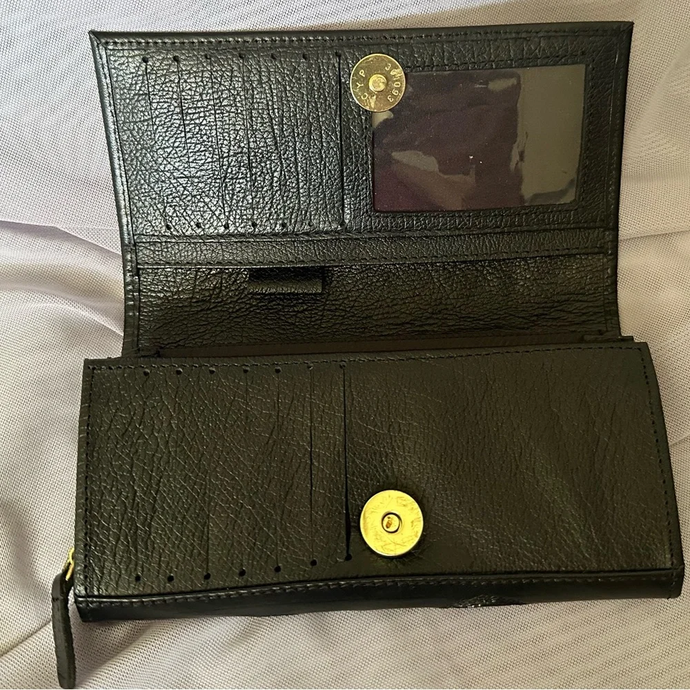 100% real leather wallets. Hand painted flowers. - Picture 2 of 3
